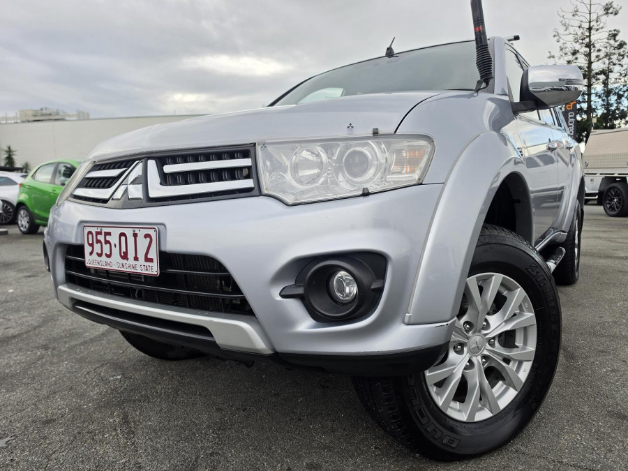 2014 Mitsubishi Challenger PC LS SUV Image 2