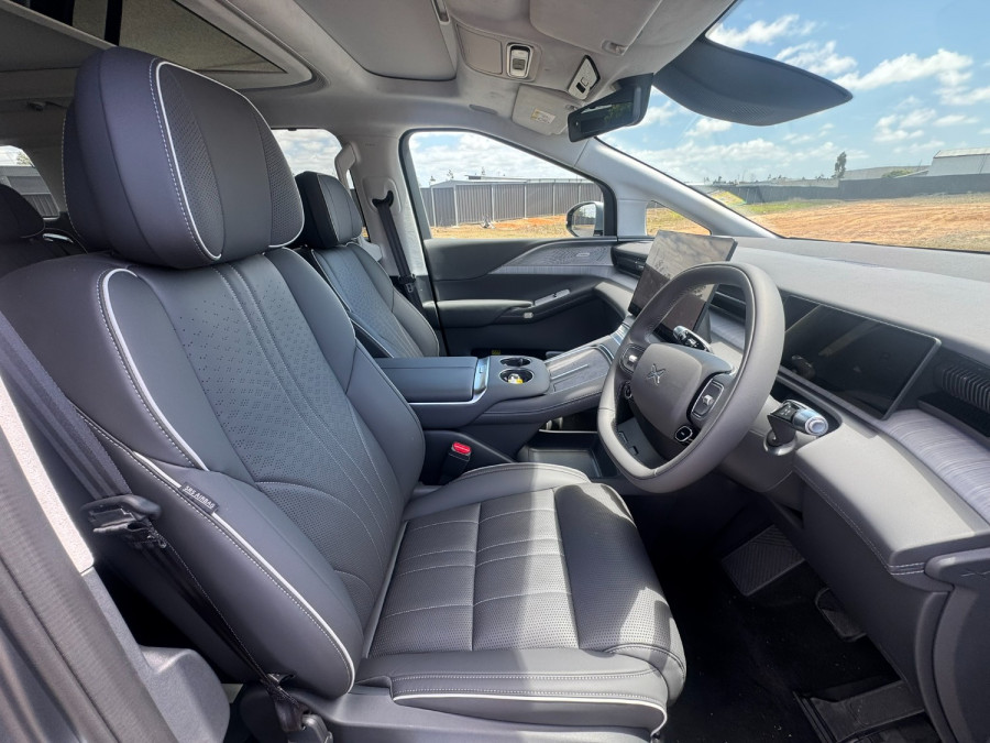 2026 XPeng X9 Standard Range Other Image 9