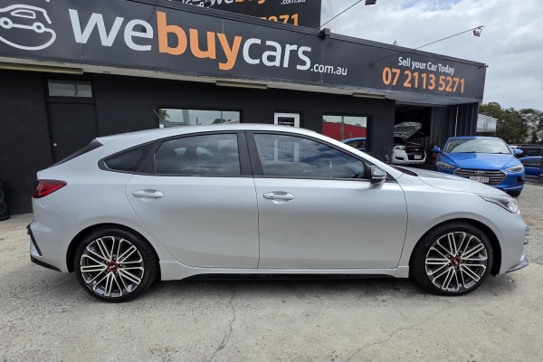 2020 Kia Cerato BD GT Hatch Image 6