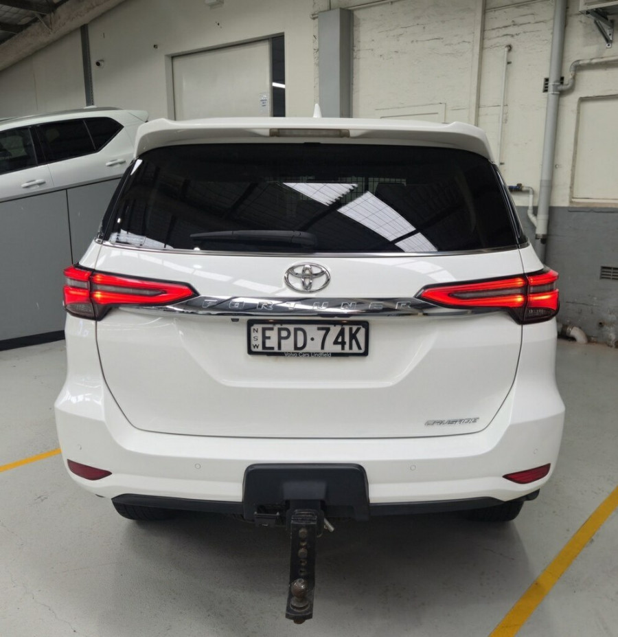 2021 Toyota Fortuner GUN156R Crusade SUV Image 6