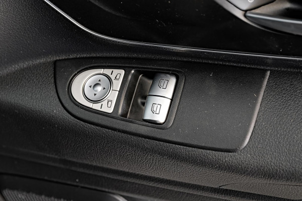 2022 Mercedes-Benz Vito 447 116CDI Bus image 16