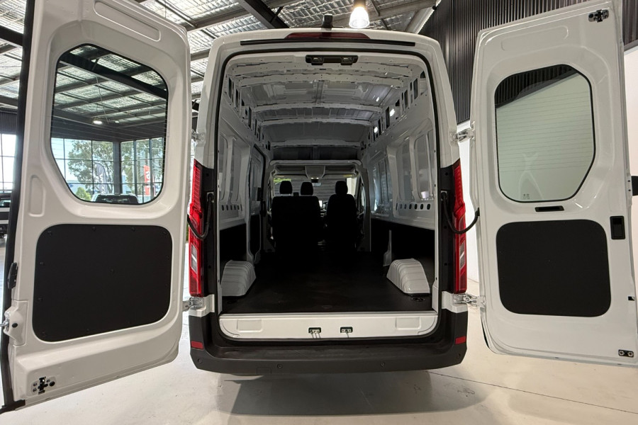 2024 LDV Deliver 9 MY24  Van Image 7