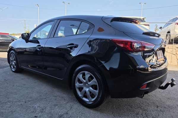 2014 Mazda 3 BM Series Neo Sport Hatch Image 11