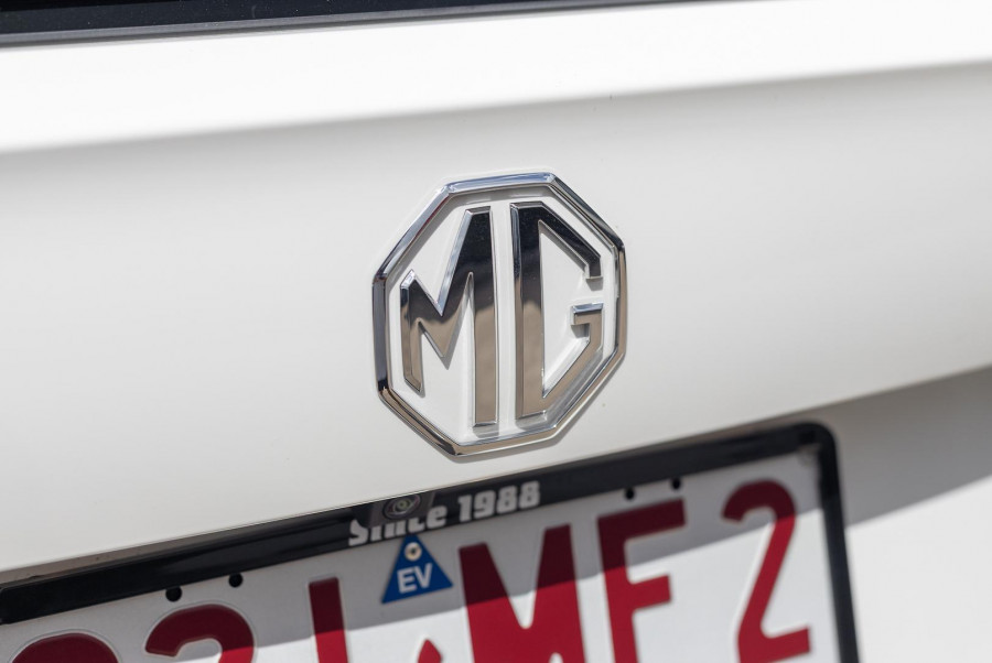 2024 MY25 MG ZS ZS32 Essence Hybrid+ SUV Image 9