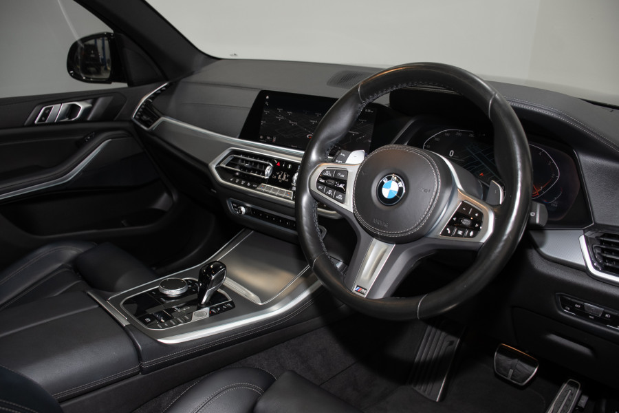 2022 BMW X5 xDrive30d SUV Image 16