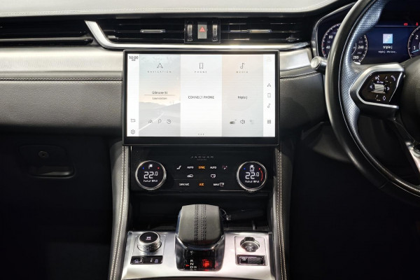 2021 MY21.25 Jaguar F-PACE X761 R-Dynamic SE SUV Image 14