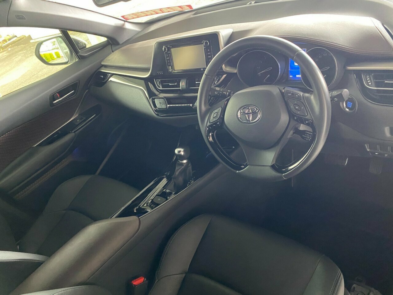2018 Toyota C-HR Koba SUV Image 20