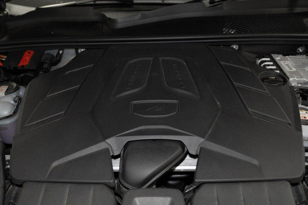 2024 Porsche Cayenne 9YB E-Hybrid SUV image 22