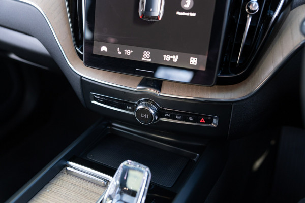 2025 MY26 Volvo XC60 UZ Plus B5 Bright SUV Image 25