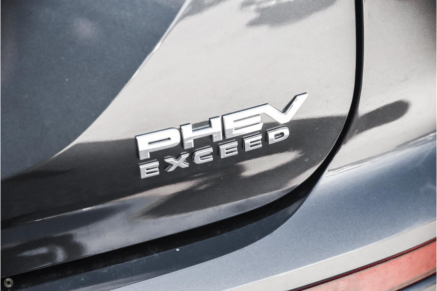 2024 Mitsubishi Outlander ZM PHEV Exceed SUV Image 10