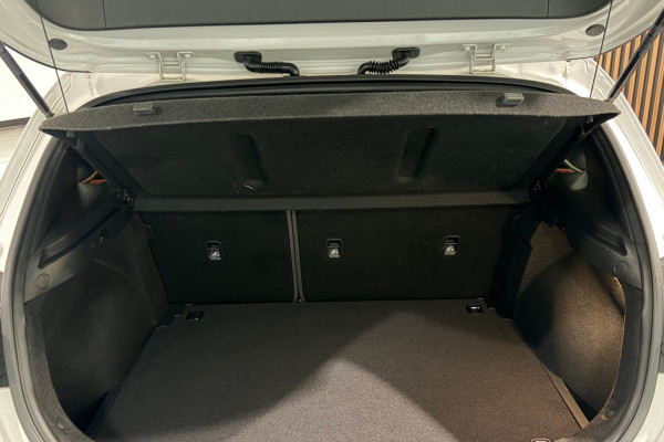 2017 MY18 Hyundai i30 PD SR Hatch Image 9