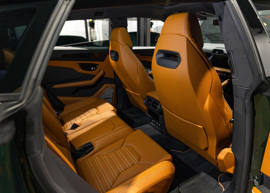 2025 Lamborghini Urus 636 SE SUV Image 25