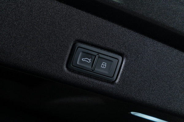 2026 Audi Q5 e-hybrid 270kW SUV image 17