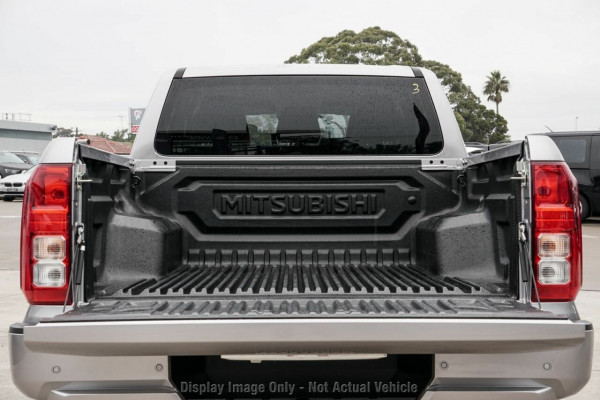 2025 Mitsubishi Triton MV GLX-R Ute Image 15