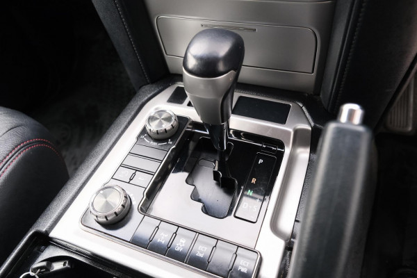 2015 MY13 Toyota LandCruiser VDJ200R GXL SUV Image 15