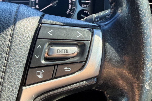 2019 Toyota LandCruiser VDJ200R VX SUV Image 17