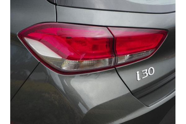 2020 MY21 Hyundai i30 PD.V4 Active Hatch Image 3