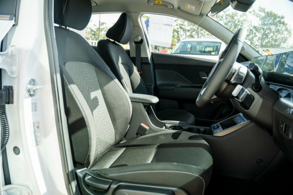 2026 Hyundai KONA SX2.V2  Electric SUV Image 18