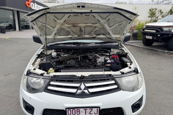 2011 Mitsubishi Triton MN GLX Ute Image 21