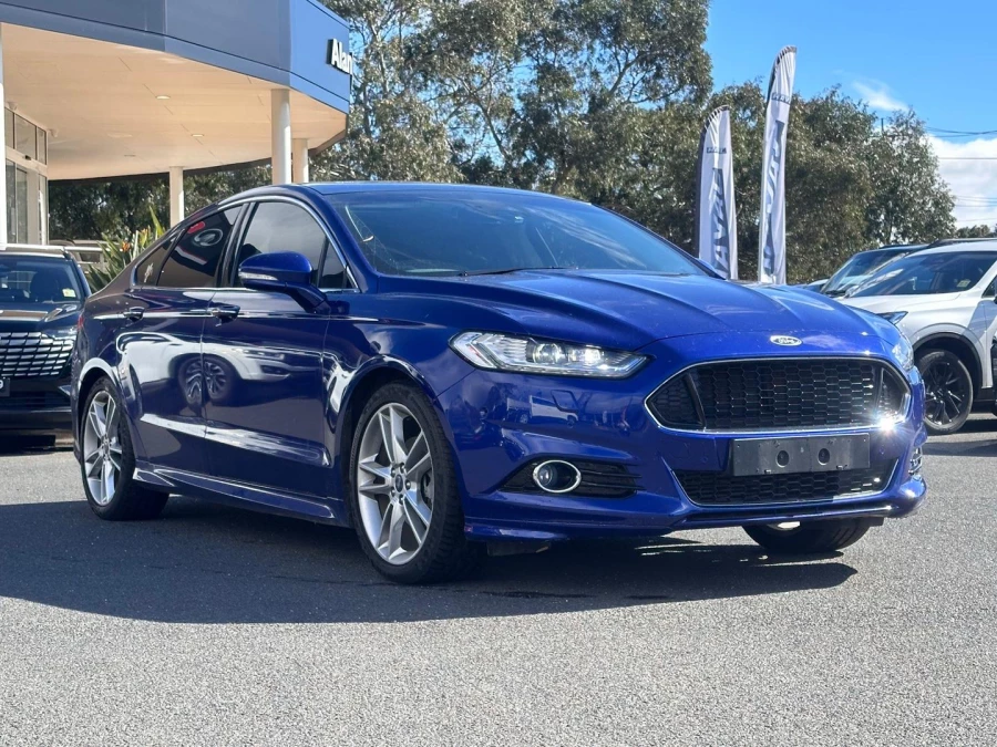 2017 MY17.5 Ford Mondeo MD Titanium Hatch Image 2