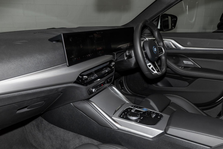 2025 BMW i4 G26 eDrive35 Hatch