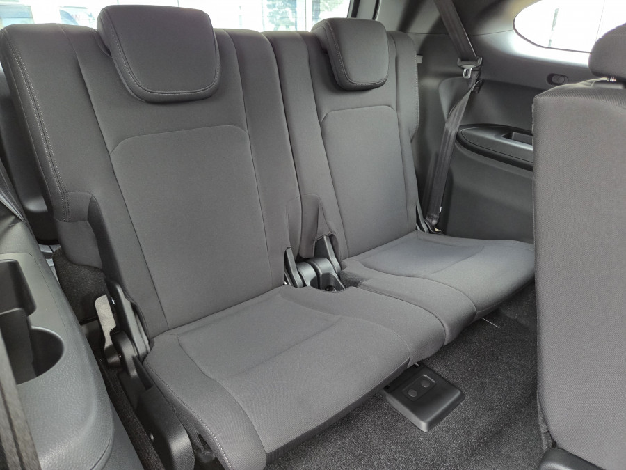 2026 Isuzu MU-X RJ LS-M SUV Image 11