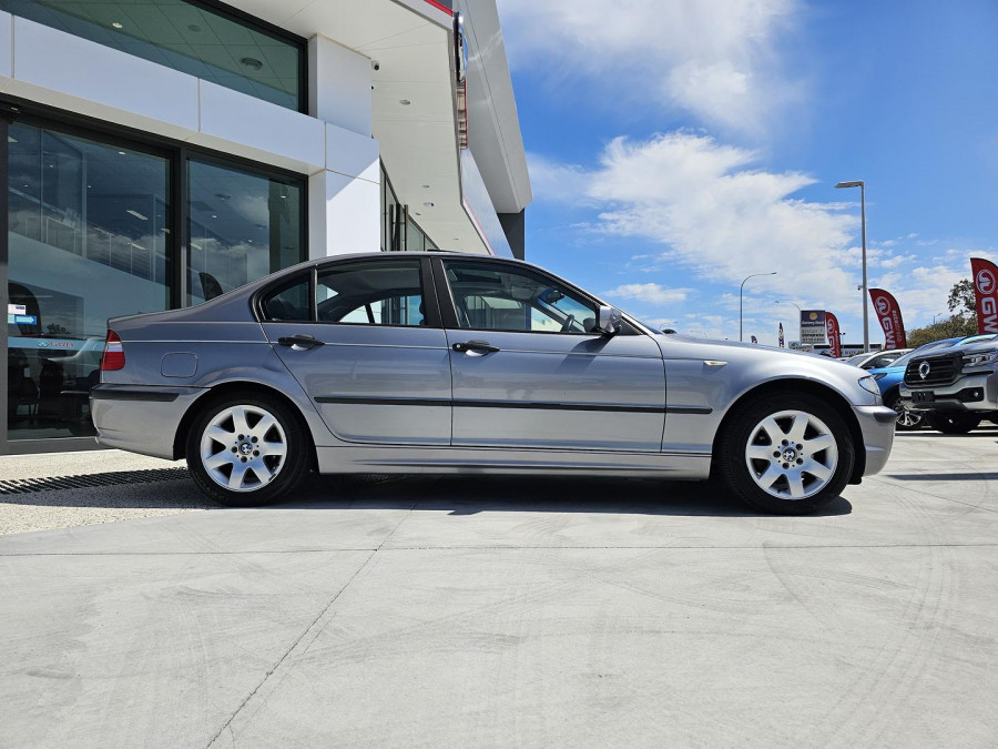 2004 BMW 3 Series E46 318i M Sport Sedan Image 5
