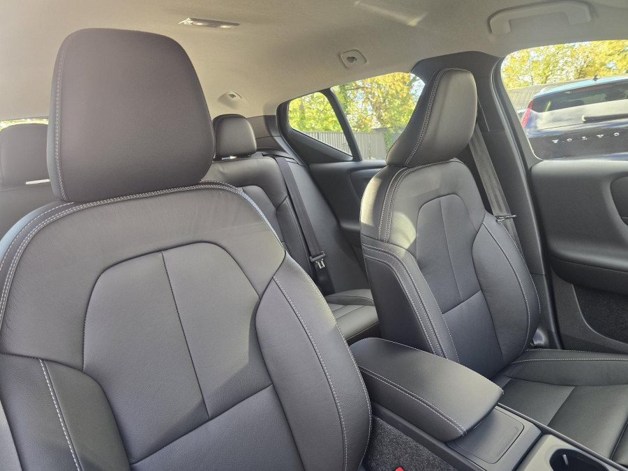2026 Volvo XC40 XZ Plus B4 SUV Image 15