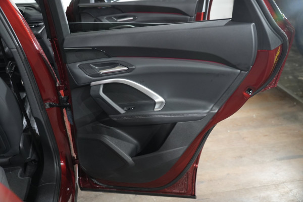 2025 Audi SQ5 FY  SUV Image 26