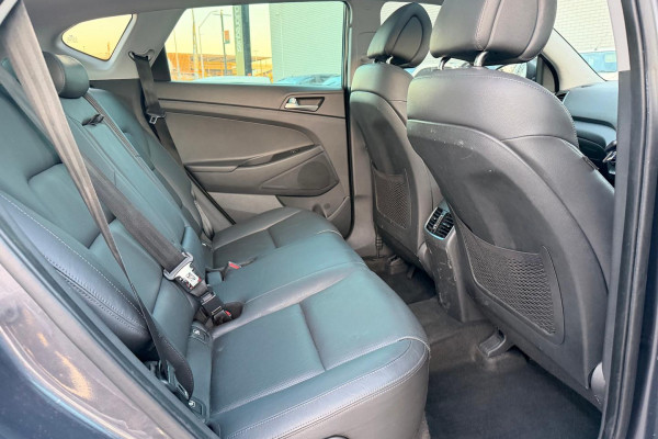 2015 Hyundai Tucson TLe Highlander SUV Image 14