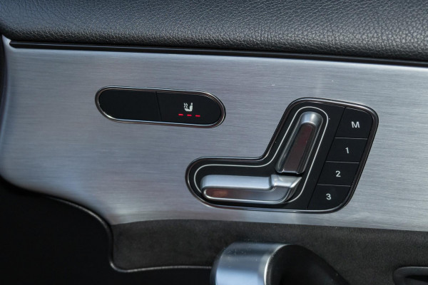 2019 [THIS VEHICLE IS SOLD] image 20