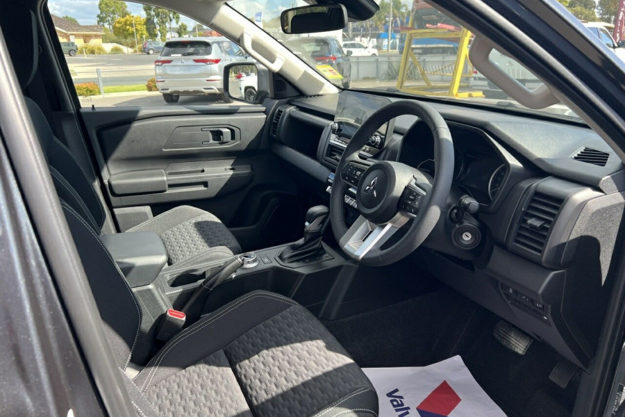 2024 MY24.5 Mitsubishi Triton MV GLX-R Ute Image 11