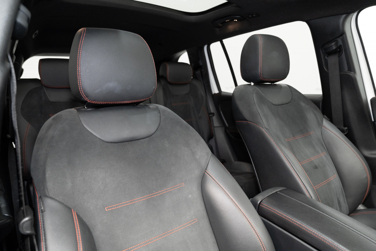 2022 Mercedes-Benz Glb 250 4matic SUV Image 4