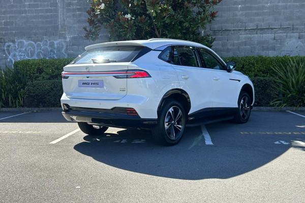 2026 MG HS Super Hybrid Excite SUV Image 3