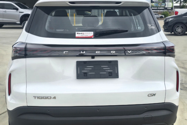2026 Chery Tiggo 4  Hybrid Ultimate SUV Image 6