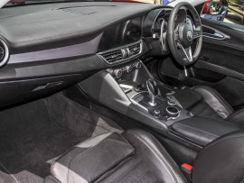 2016 Alfa Romeo Giulia Ve 4dr Sedan