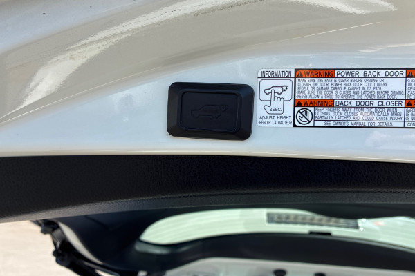 2018 Toyota RAV4 ASA44R Cruiser SUV Image 15