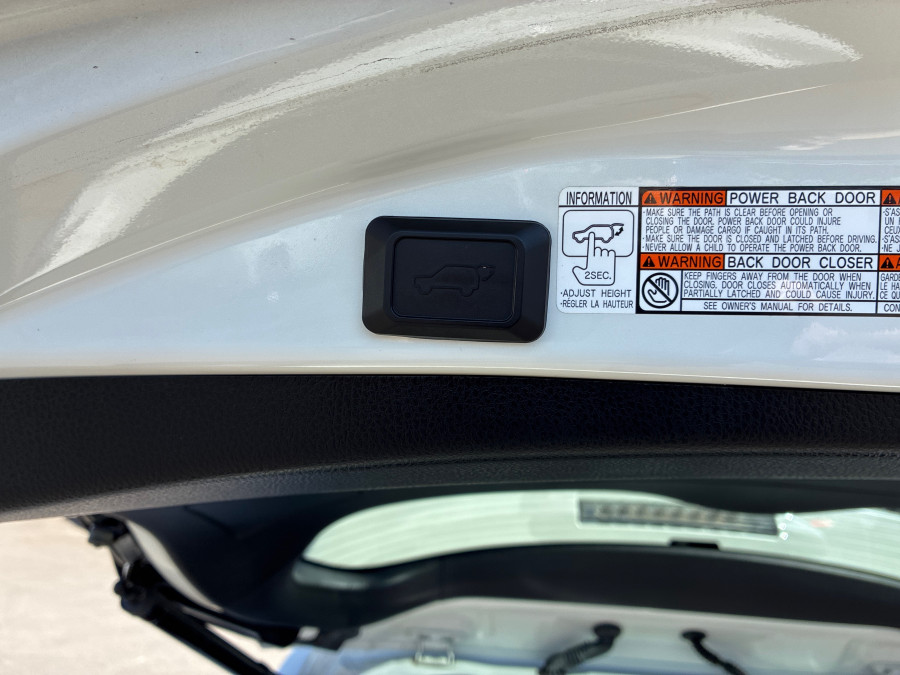2018 Toyota RAV4 ASA44R Cruiser SUV Image 15