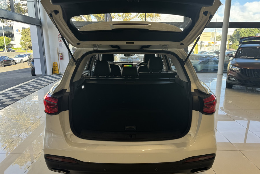 2024 MY23 MG HS Plus EV SAS23 Excite SUV Image 6