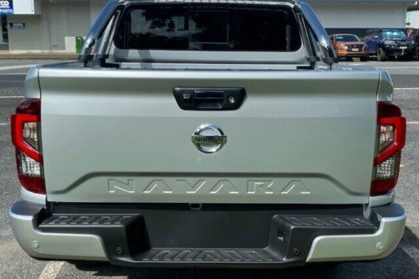 2024 Nissan Navara D23 ST Ute Image 5