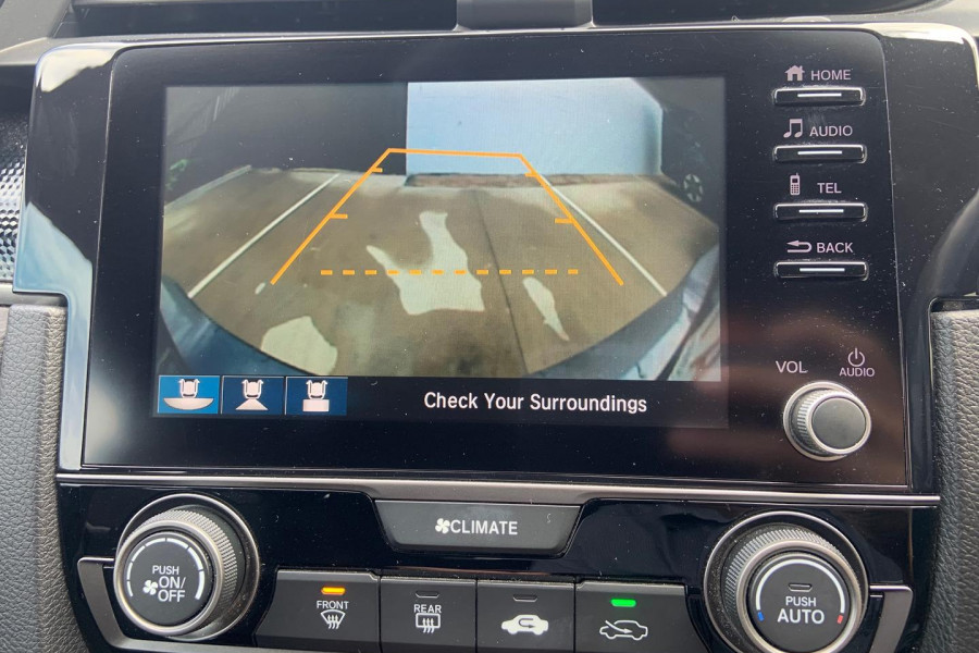 2020 Honda Civic 10th Gen VTi-S Hatch Image 30