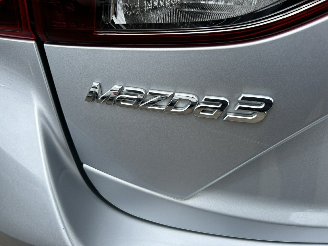 2018 Mazda 3 BN5476 Neo SKYACTIV-MT Sport Hatch Image 9