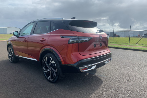 2024 MY25 Nissan QASHQAI J12 Ti-L SUV Image 5