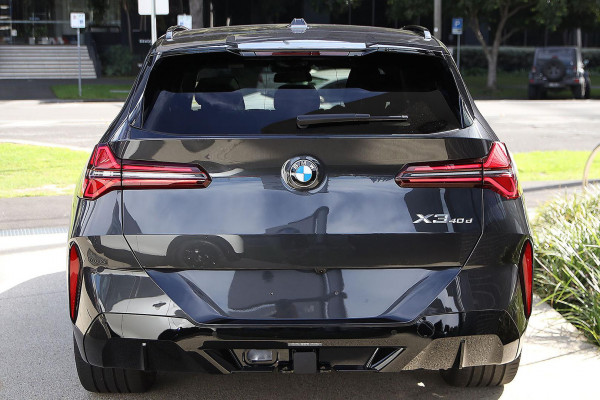 2025 BMW X3 G45 40d xDrive SUV image 5