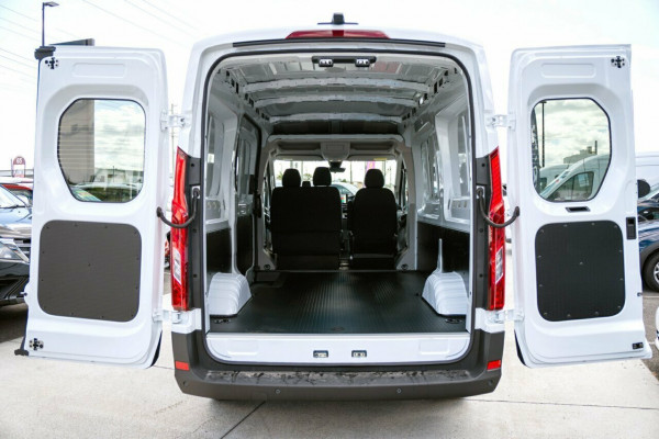 2026 MY24 LDV Deliver 9 MY24 MWB Mid Roof Van Image 8