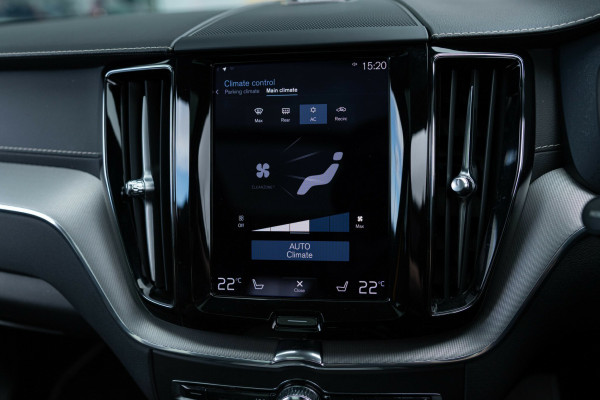 2021 Volvo XC60 UZ T8 Polestar SUV Image 25