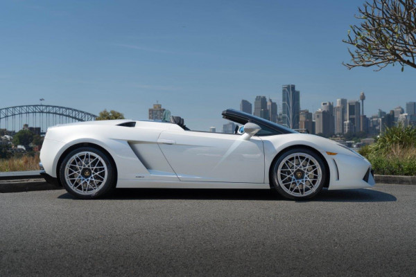 2010 Lamborghini Gallardo LP560-4 Spyder Convertible Image 7