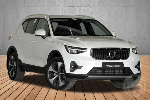 2026 Volvo XC40 XZ Ultra B4 Bright SUV Image 1