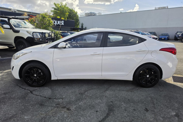 2012 Hyundai Elantra MD Active Sedan Image 10