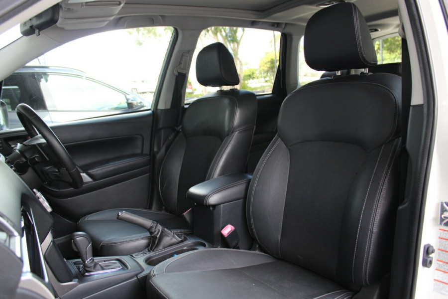 2016 Subaru Forester S4 2.0D-S Wagon Image 17